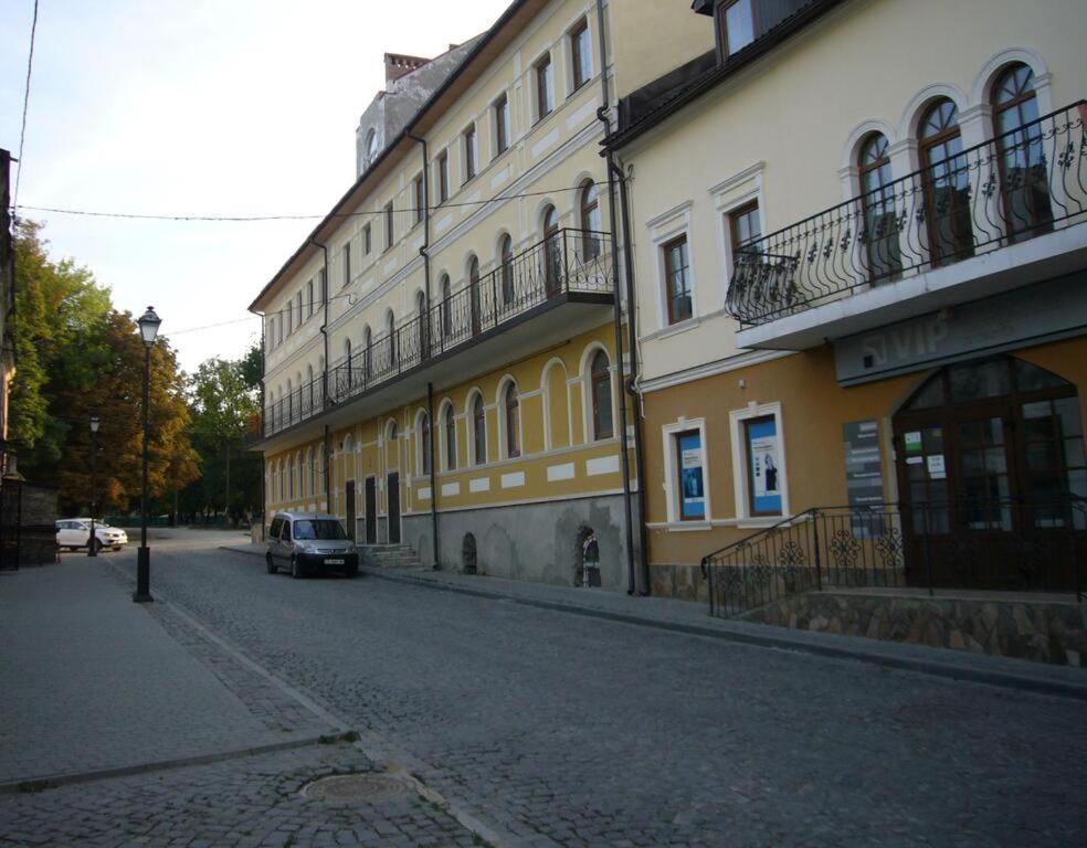 Апартаменти В Старому Місті Sweet House Kam'janec'-Podil's'kyj Esterno foto