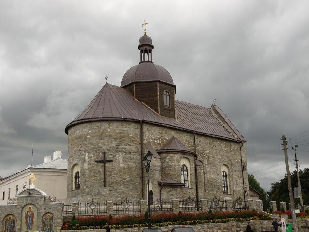 Апартаменти В Старому Місті Sweet House Kam'janec'-Podil's'kyj Esterno foto